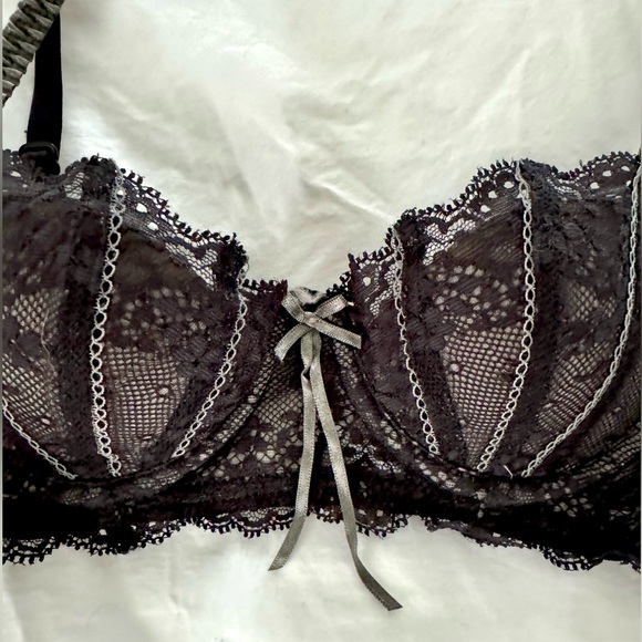 Heidi Klum Intimates Lace Bra (32A) - New W/O Tag - Picture 2 of 3
